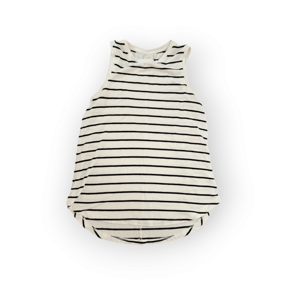 A. new day Knit Stripe Sleeveless Pullover Medium